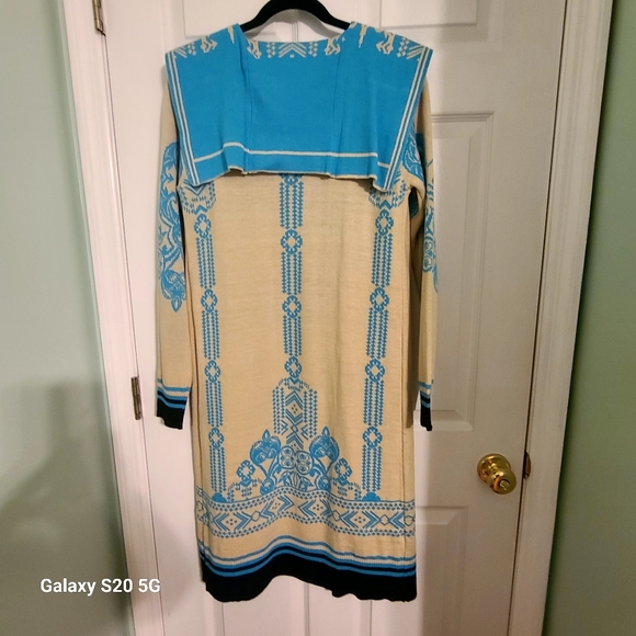 Peachpuff long cardigan, size Medium colors turquoise, light tan, black. - Picture 3 of 6